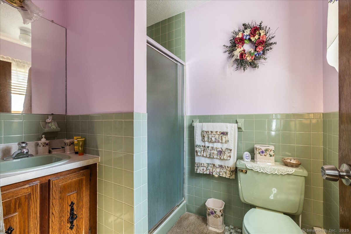 810 Roosevelt Drive Derby CT 06418