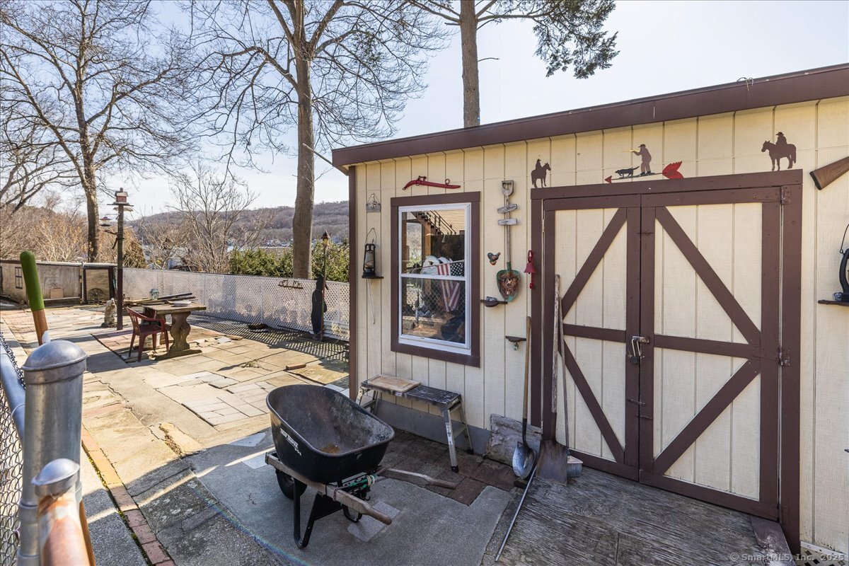 810 Roosevelt Drive Derby CT 06418