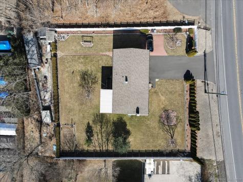 810 Roosevelt Drive Derby CT 06418