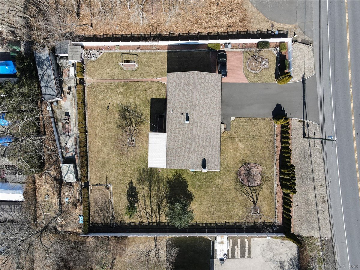 810 Roosevelt Drive Derby CT 06418