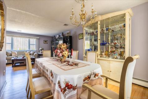 810 Roosevelt Drive Derby CT 06418