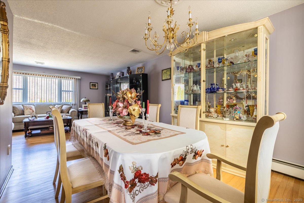 810 Roosevelt Drive Derby CT 06418