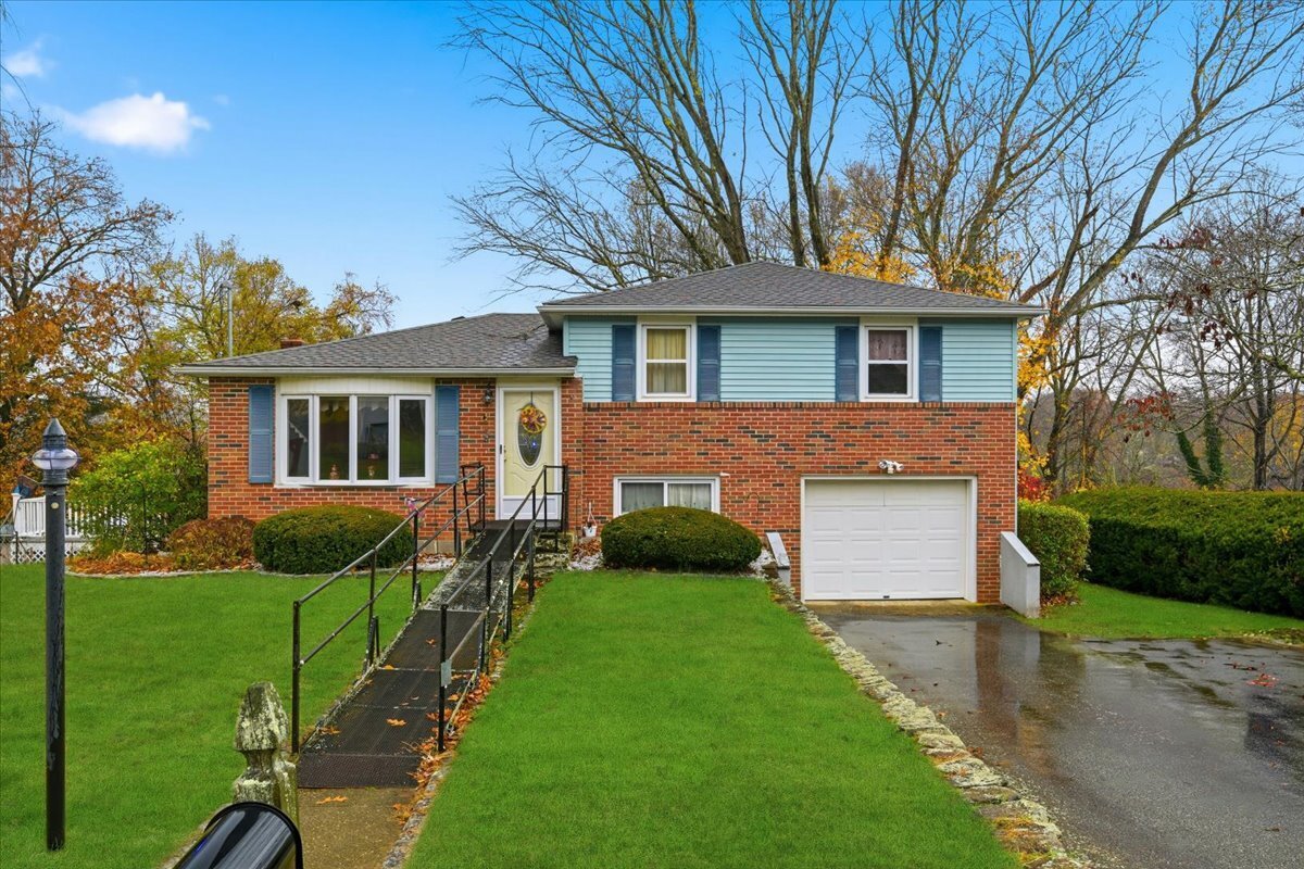 7 Barn Road Ledyard CT 06339