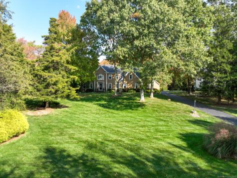 19 Patrick Drive Killingworth CT 06419