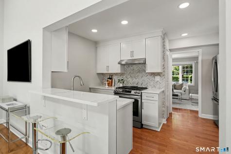 118 Lloyd Drive Fairfield CT 06825