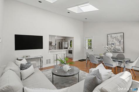 118 Lloyd Drive Fairfield CT 06825