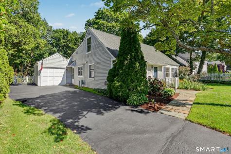 118 Lloyd Drive Fairfield CT 06825