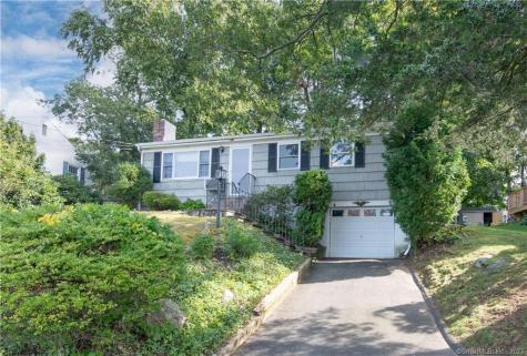 41 Skyline Drive Brookfield CT 06804