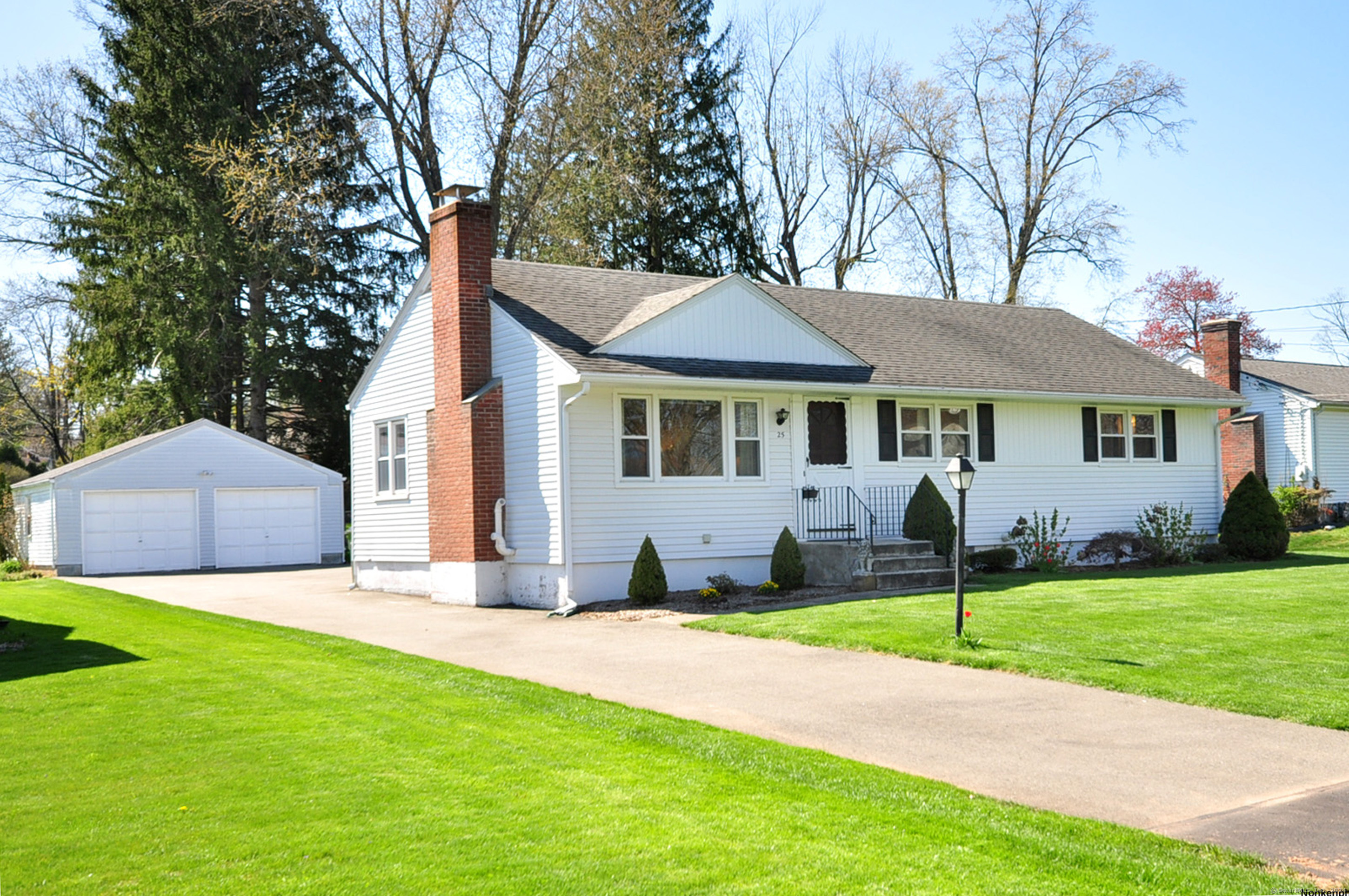25 Knight Street Wethersfield CT 06109