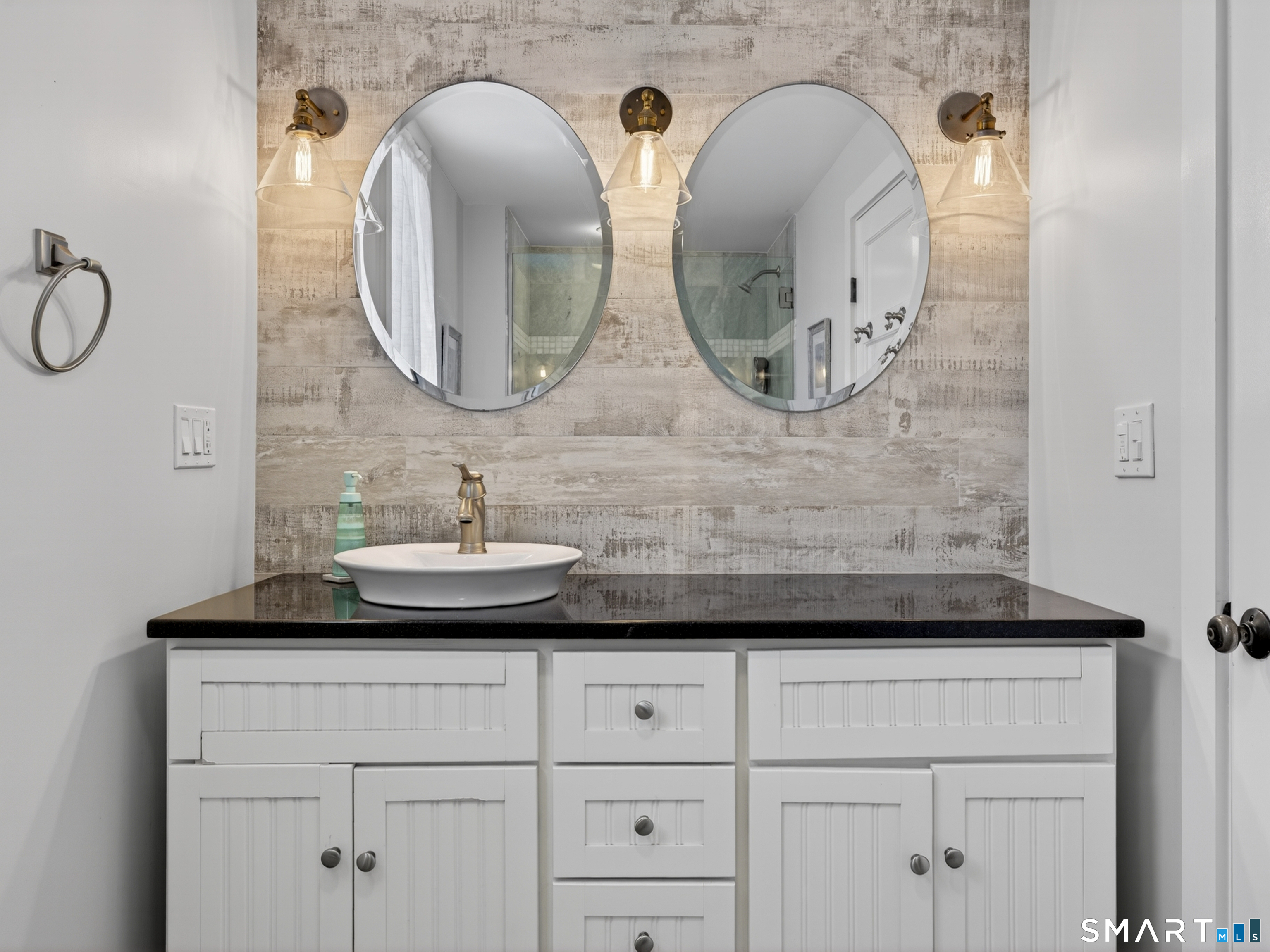 68 Groveway Clinton CT 06413