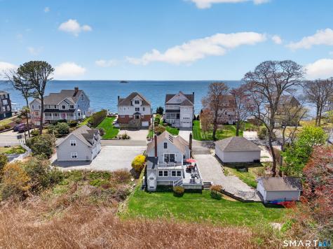 68 Groveway Clinton CT 06413