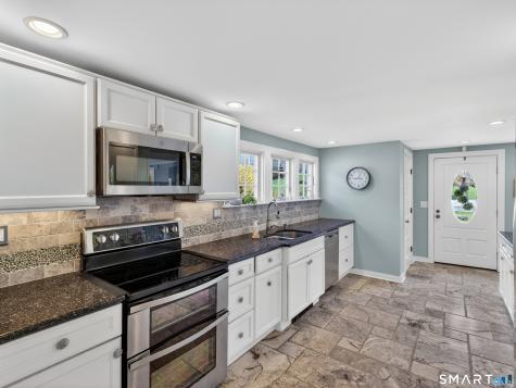 68 Groveway Clinton CT 06413