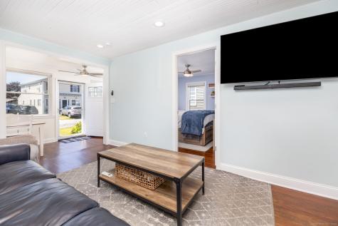 42 Old Colony Road Old Lyme CT 06371