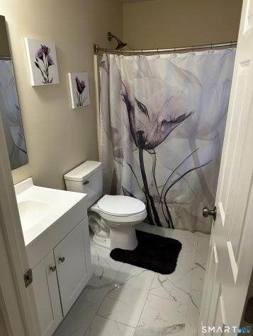 123 Whalehead Road Ledyard CT 06335