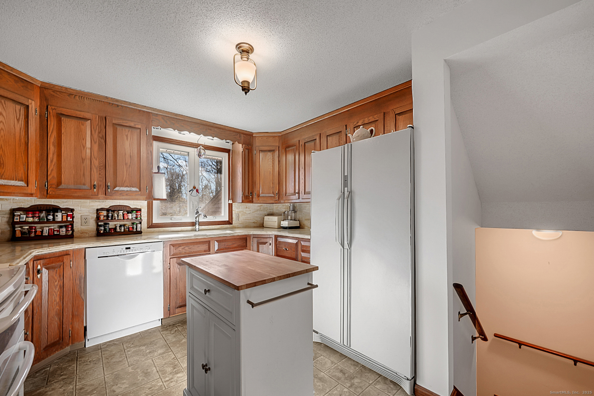 52 Wood Creek Road Burlington CT 06013