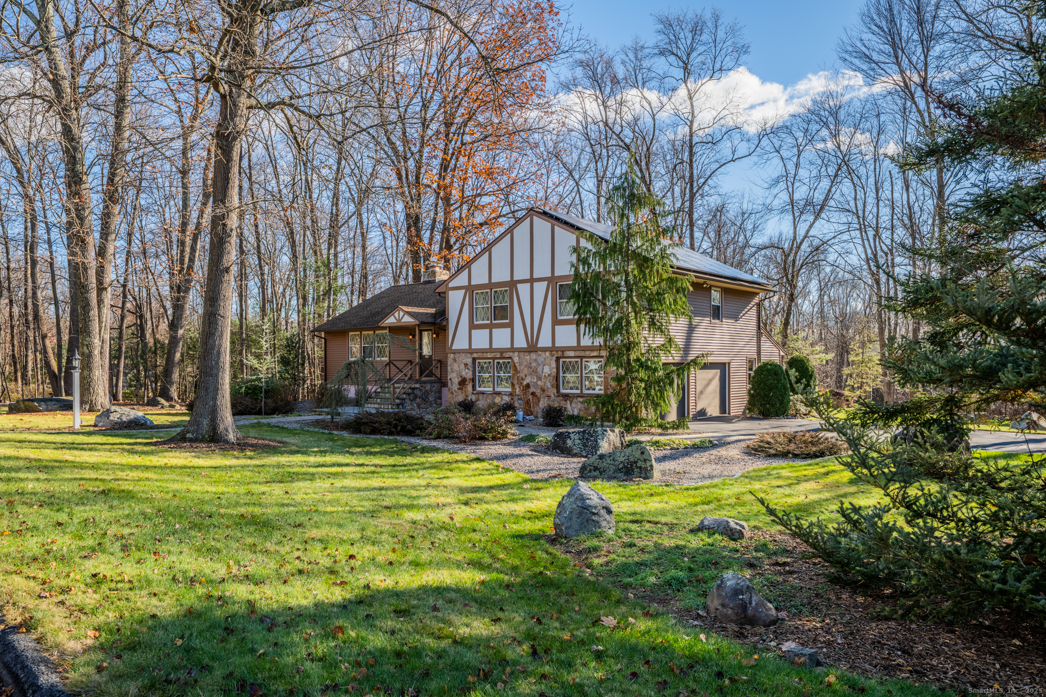 52 Wood Creek Road Burlington CT 06013