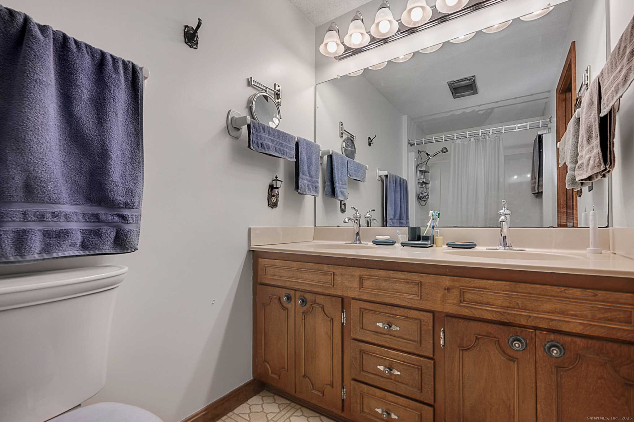 52 Wood Creek Road Burlington CT 06013