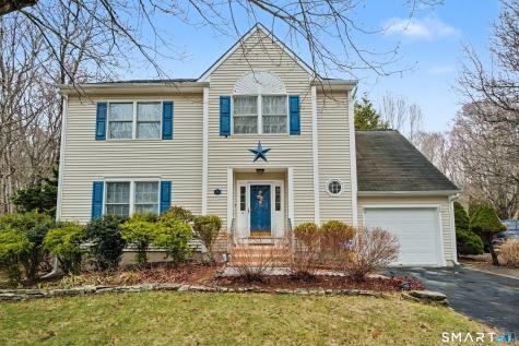 75 Heather Glen Lane Groton CT 06355