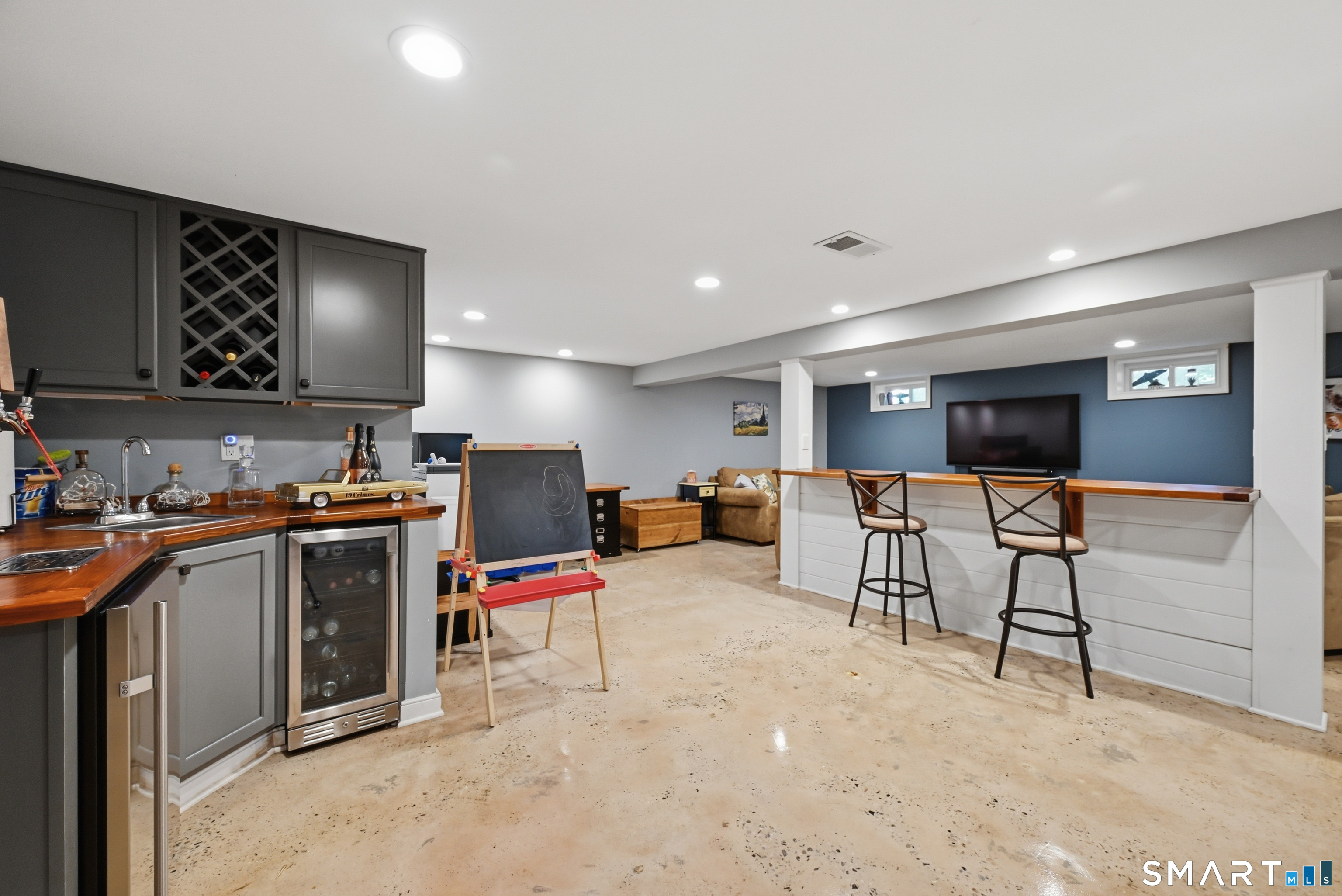 3 South Meadow Drive Danbury CT 06811