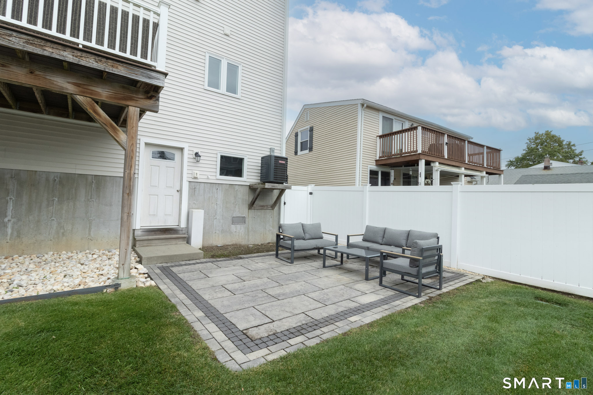 931 East Broadway Milford CT 06460
