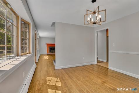 31 Piper Lane East Hartford CT 06118