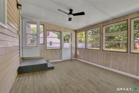 31 Piper Lane East Hartford CT 06118