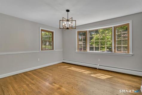 31 Piper Lane East Hartford CT 06118
