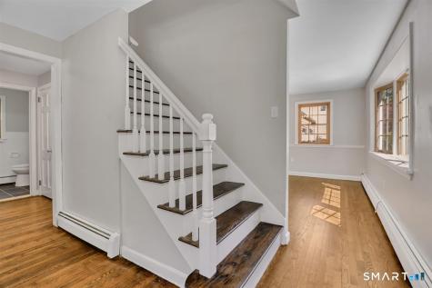 31 Piper Lane East Hartford CT 06118