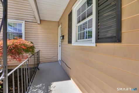 31 Piper Lane East Hartford CT 06118