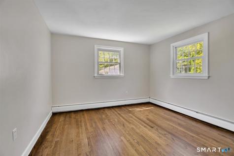 31 Piper Lane East Hartford CT 06118