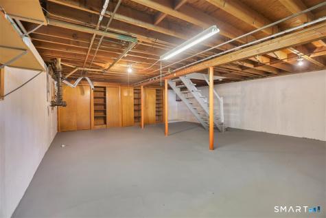 31 Piper Lane East Hartford CT 06118