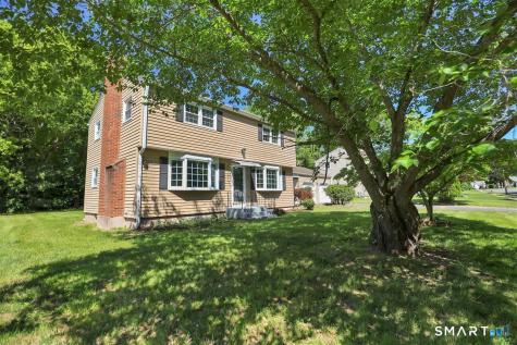31 Piper Lane East Hartford CT 06118
