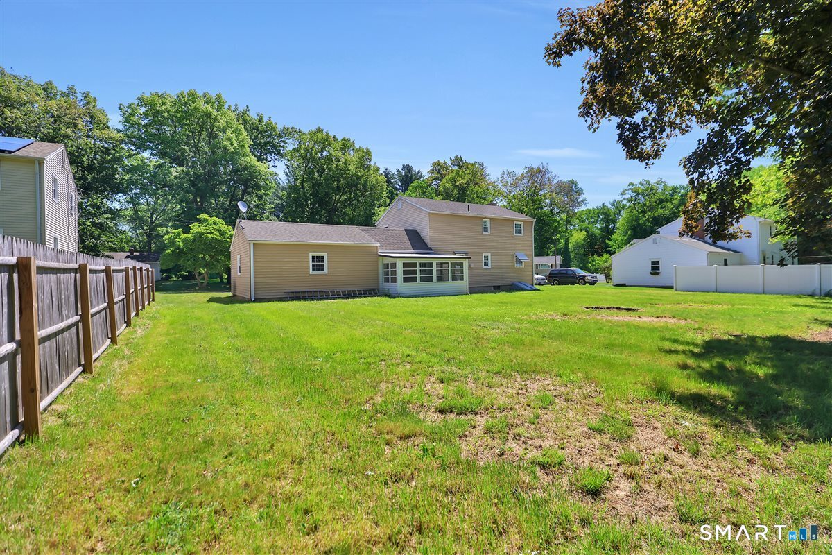 31 Piper Lane East Hartford CT 06118