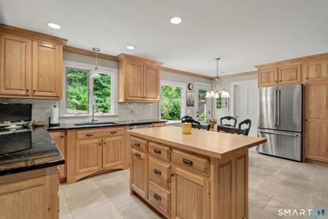 60 Rowledge Pond Road Monroe CT 06468