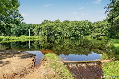 60 Rowledge Pond Road Monroe CT 06468