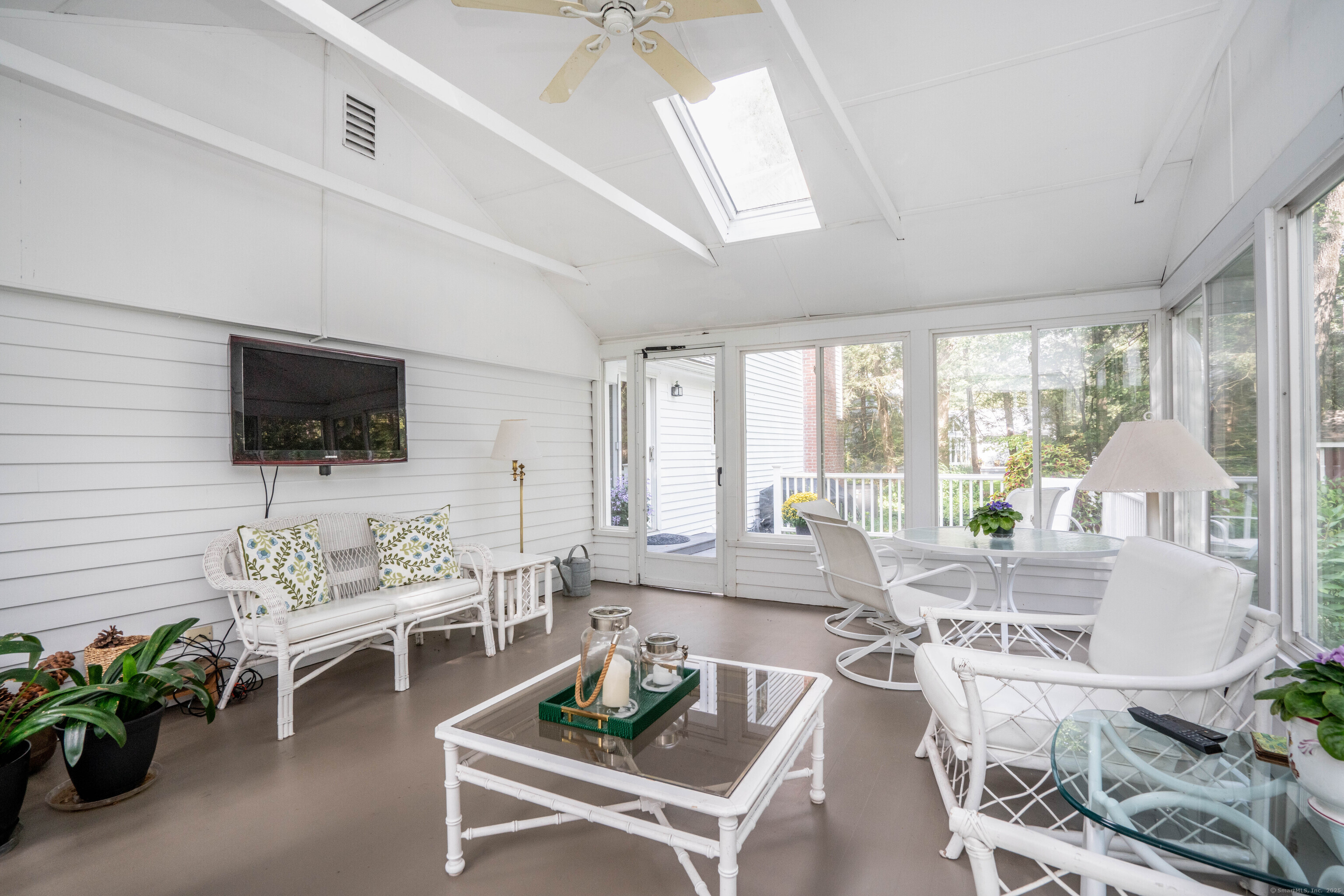 26 Winterset Lane Simsbury CT 06070