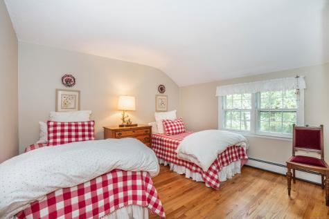 26 Winterset Lane Simsbury CT 06070