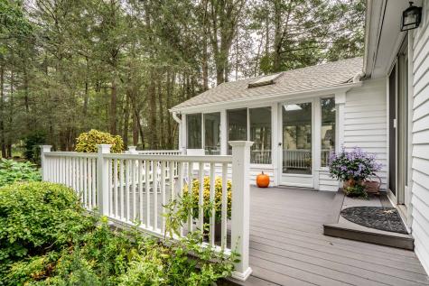 26 Winterset Lane Simsbury CT 06070