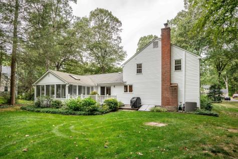 26 Winterset Lane Simsbury CT 06070