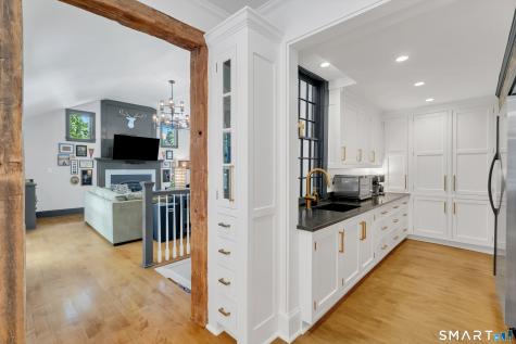286 Black Rock Turnpike Redding CT 06896