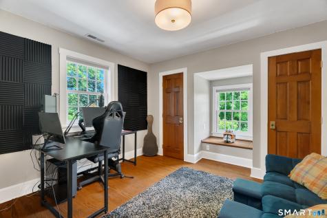 286 Black Rock Turnpike Redding CT 06896