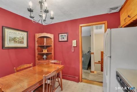 95 Manor Road Southington CT 06479