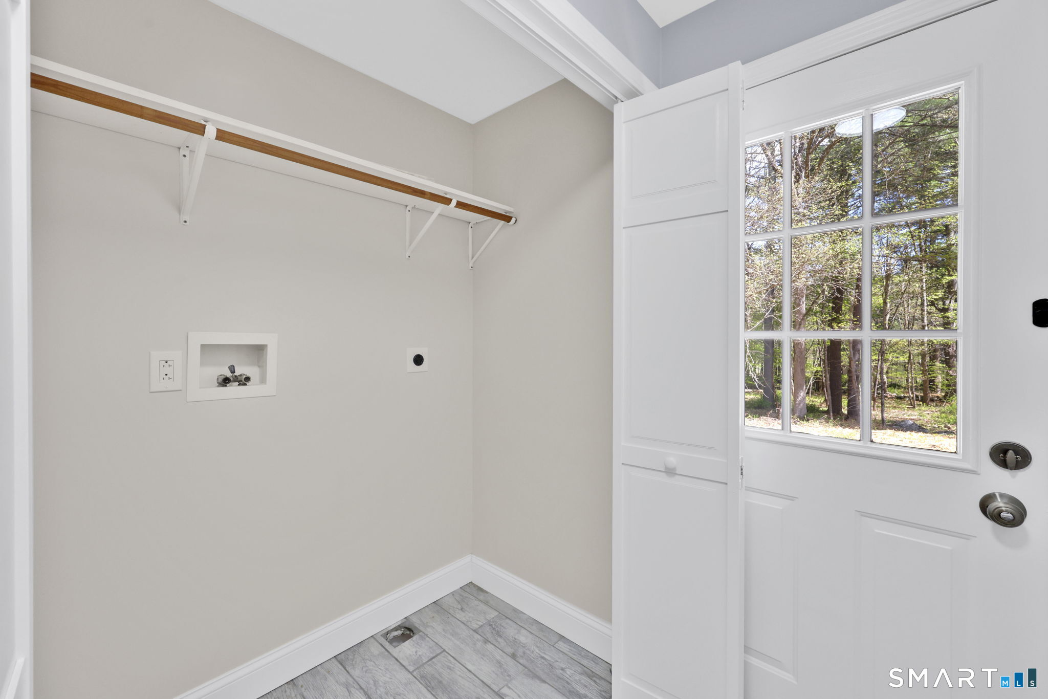 41 Delphi Road Stafford CT 06076