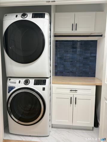 1 Edgefield Avenue Milford CT 06460