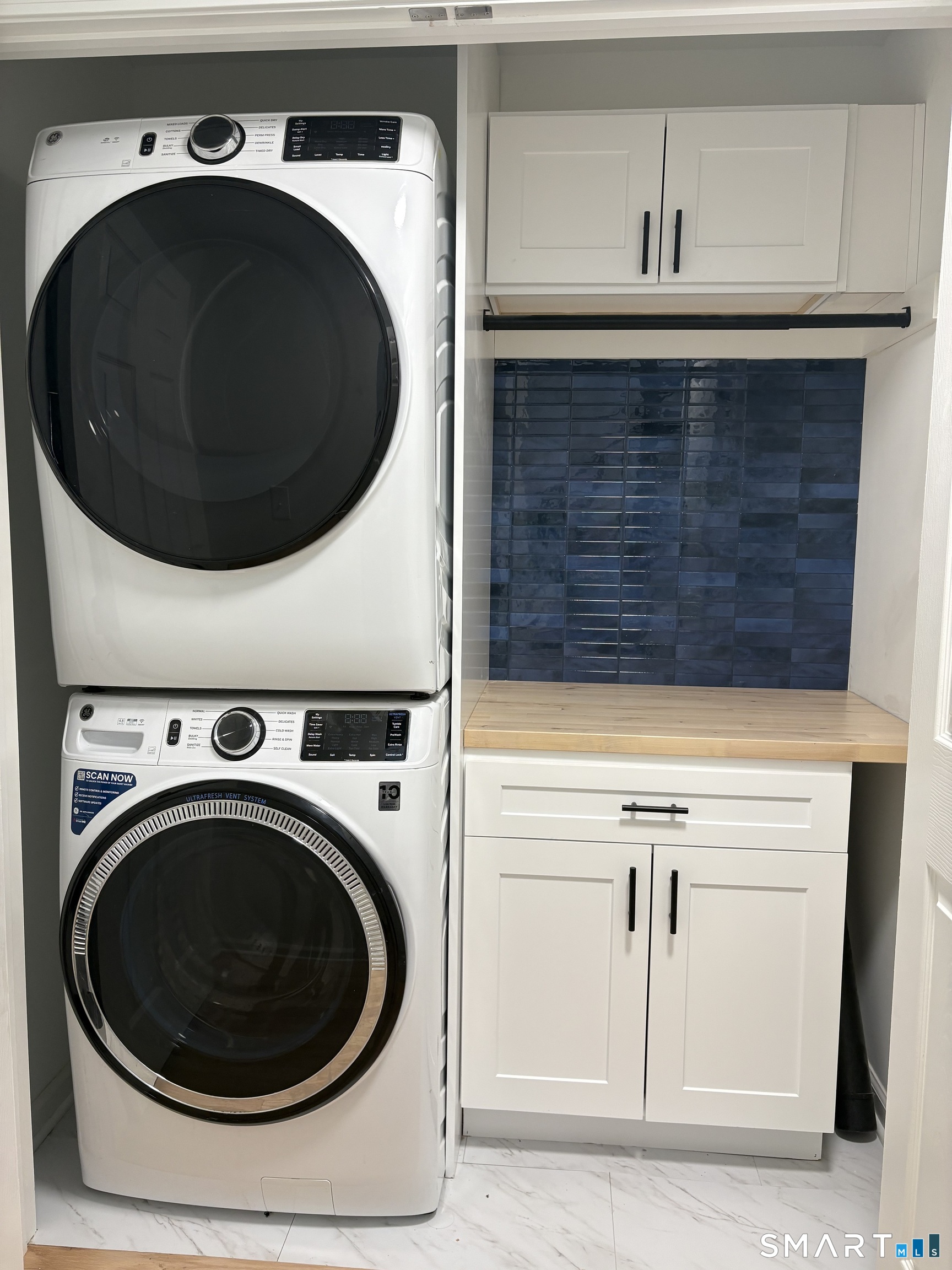 1 Edgefield Avenue Milford CT 06460