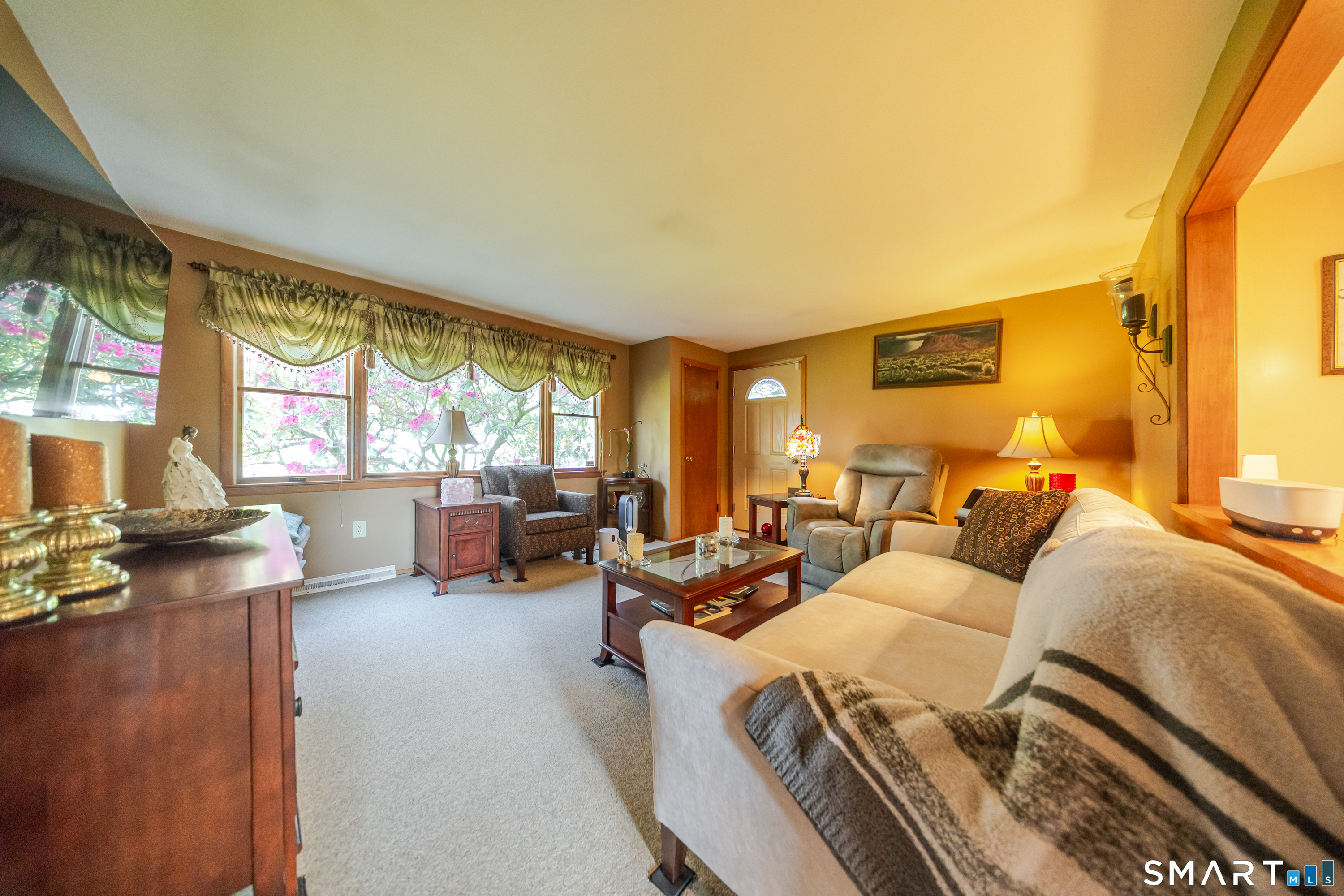 84 Christine Drive East Hartford CT 06108