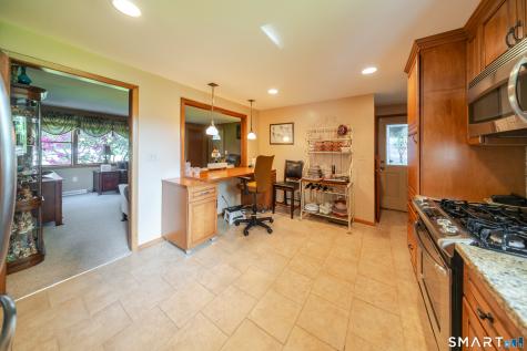 84 Christine Drive East Hartford CT 06108