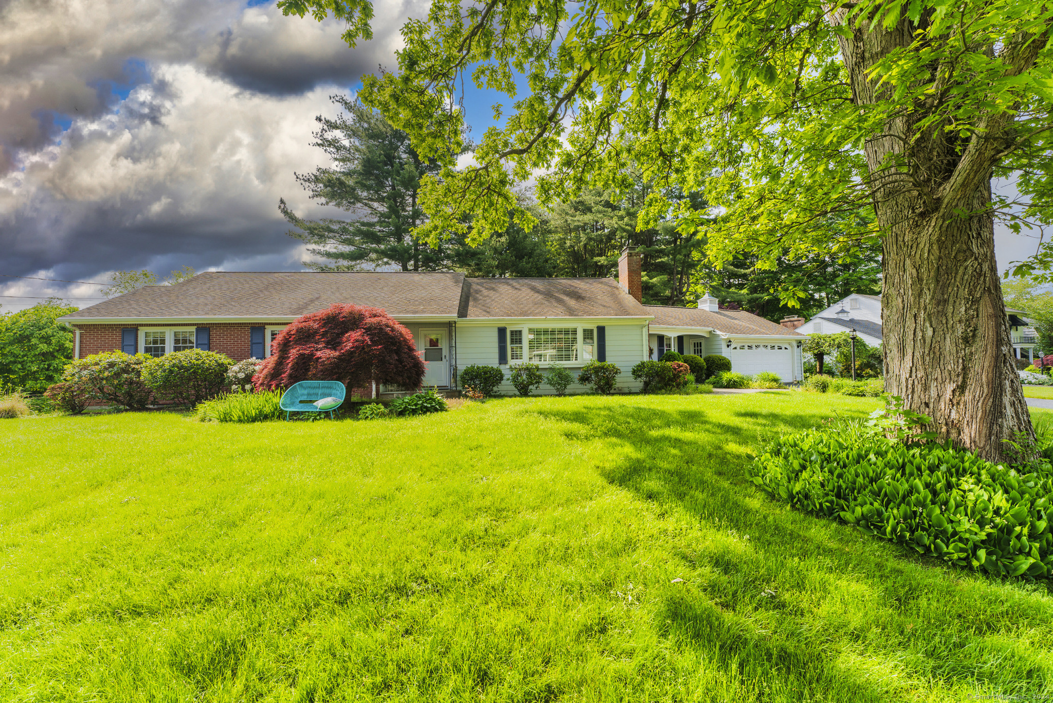 27 Glenwood Road West Hartford CT 06107