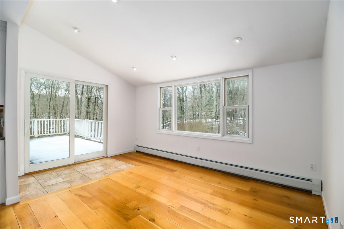 6 Westwood Terrace Newtown CT 06470