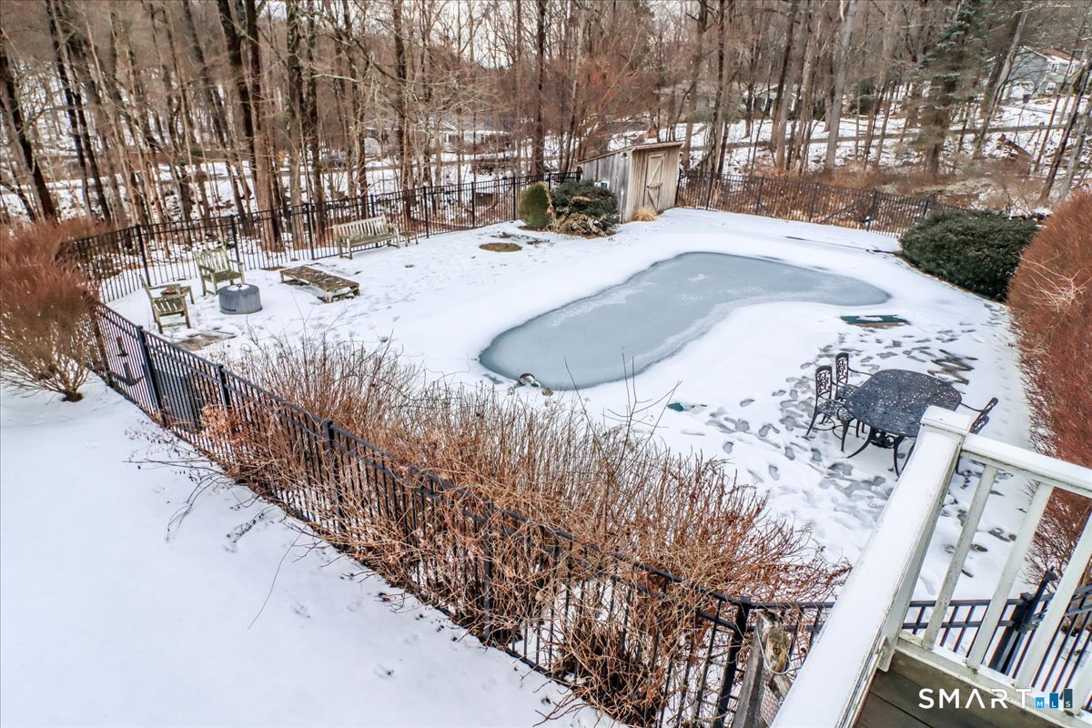 6 Westwood Terrace Newtown CT 06470